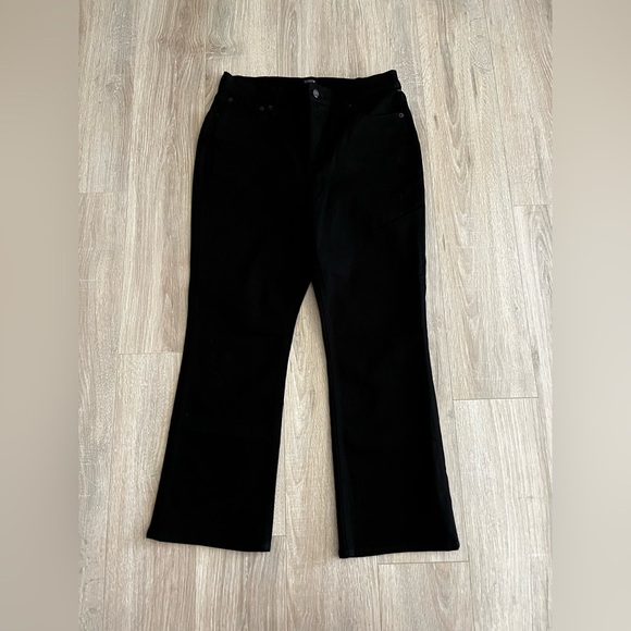 NWT J.Crew Factory Women’s Flare crop black jean in all-day stretch - Size 29 - Picture 2 of 7